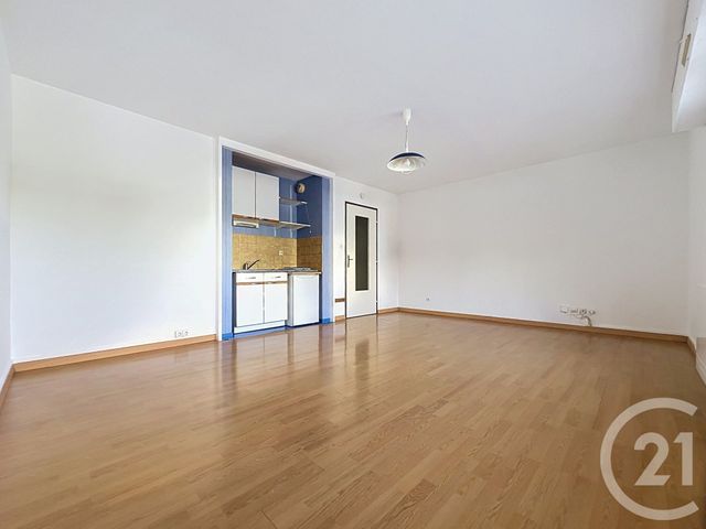 Appartement Studio à louer - 1 pièce - 32.1 m2 - NANCY - 54 - LORRAINE - Century 21 Joël Pierre Immobilier