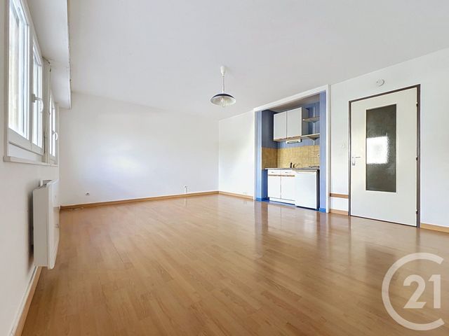 Appartement Studio à louer - 1 pièce - 32.1 m2 - NANCY - 54 - LORRAINE - Century 21 Joël Pierre Immobilier