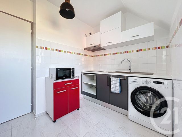 Appartement F2 à louer - 2 pièces - 49.43 m2 - VILLERS LES NANCY - 54 - LORRAINE - Century 21 Joël Pierre Immobilier