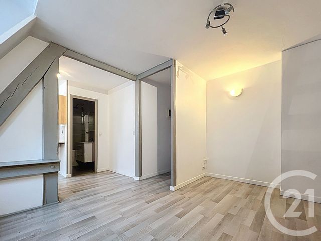 Appartement F1 bis à vendre - 2 pièces - 24.68 m2 - NANCY - 54 - LORRAINE - Century 21 Joël Pierre Immobilier