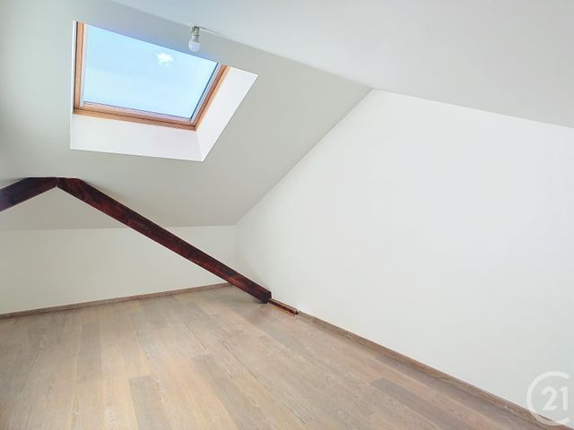 Appartement F3 à louer - 3 pièces - 75.19 m2 - CHAMPIGNEULLES - 54 - LORRAINE - Century 21 Joël Pierre Immobilier