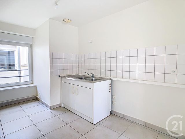 Appartement F3 à louer - 3 pièces - 75.19 m2 - CHAMPIGNEULLES - 54 - LORRAINE - Century 21 Joël Pierre Immobilier