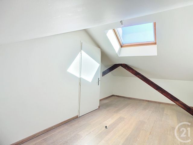 Appartement F3 à louer - 3 pièces - 75.19 m2 - CHAMPIGNEULLES - 54 - LORRAINE - Century 21 Joël Pierre Immobilier