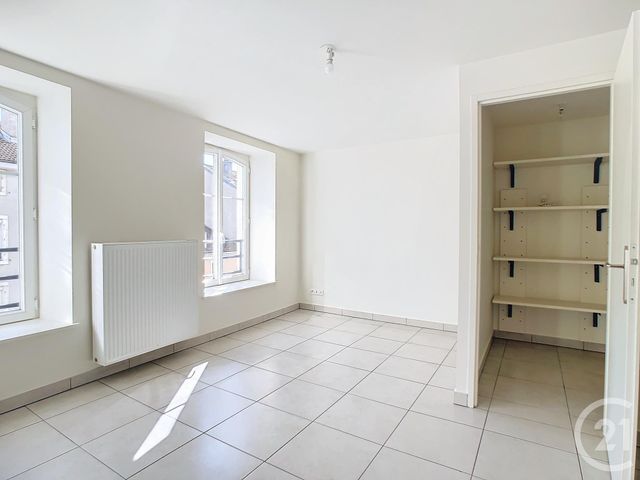 Appartement F3 à louer - 3 pièces - 75.19 m2 - CHAMPIGNEULLES - 54 - LORRAINE - Century 21 Joël Pierre Immobilier