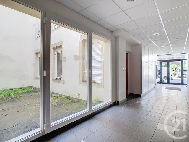 Appartement F3 à louer - 3 pièces - 75.19 m2 - CHAMPIGNEULLES - 54 - LORRAINE - Century 21 Joël Pierre Immobilier