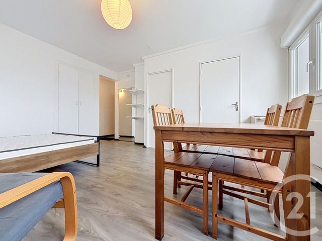 Appartement F1 à louer - 1 pièce - 24.85 m2 - NANCY - 54 - LORRAINE - Century 21 Joël Pierre Immobilier