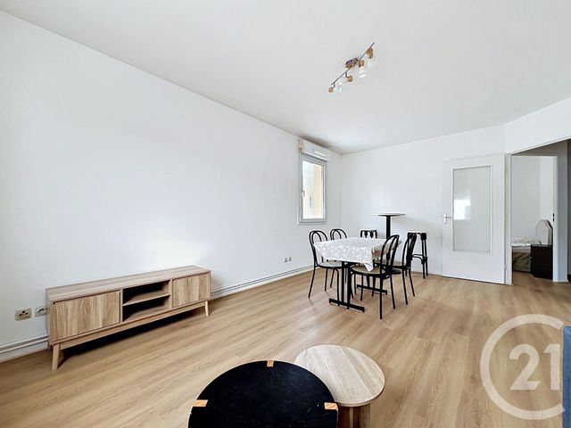 Appartement F2 à louer - 2 pièces - 50.6 m2 - MAXEVILLE - 54 - LORRAINE - Century 21 Joël Pierre Immobilier