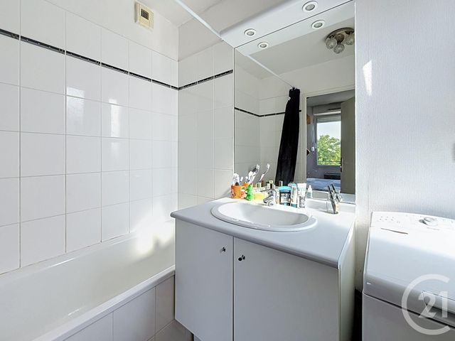 Appartement F2 à vendre - 2 pièces - 47.64 m2 - VANDOEUVRE LES NANCY - 54 - LORRAINE - Century 21 Joël Pierre Immobilier