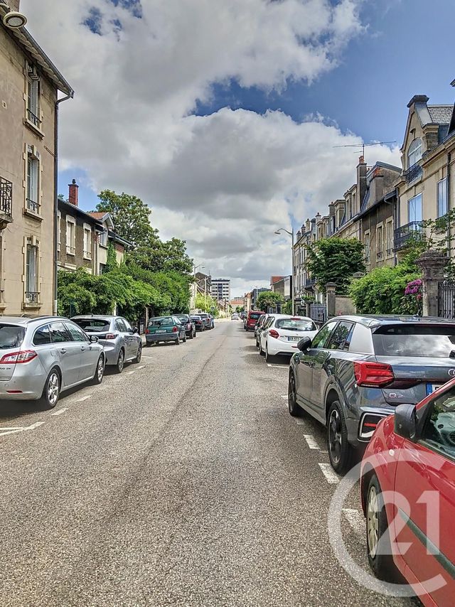 Appartement F2 à louer - 2 pièces - 59.75 m2 - NANCY - 54 - LORRAINE - Century 21 Joël Pierre Immobilier