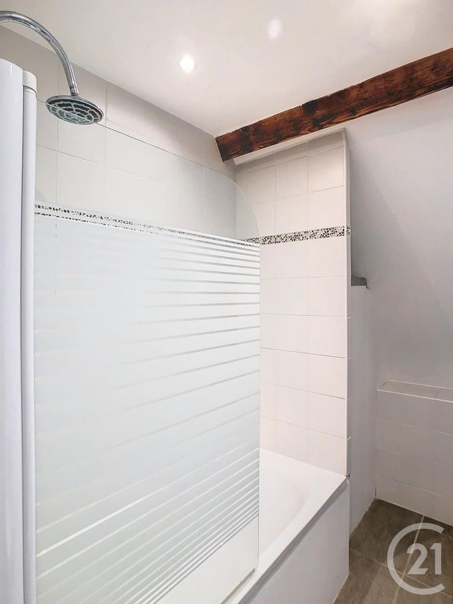 Appartement F2 à louer - 2 pièces - 59.75 m2 - NANCY - 54 - LORRAINE - Century 21 Joël Pierre Immobilier