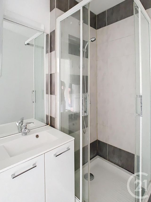 Appartement F1 à louer - 1 pièce - 28.14 m2 - VANDOEUVRE LES NANCY - 54 - LORRAINE - Century 21 Joël Pierre Immobilier