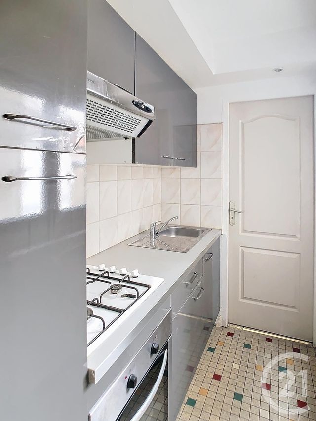 Appartement F3 à louer - 3 pièces - 49.82 m2 - NANCY - 54 - LORRAINE - Century 21 Joël Pierre Immobilier