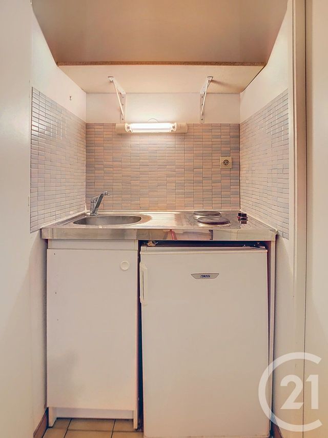 Appartement Studio à louer - 1 pièce - 14.38 m2 - NANCY - 54 - LORRAINE - Century 21 Joël Pierre Immobilier