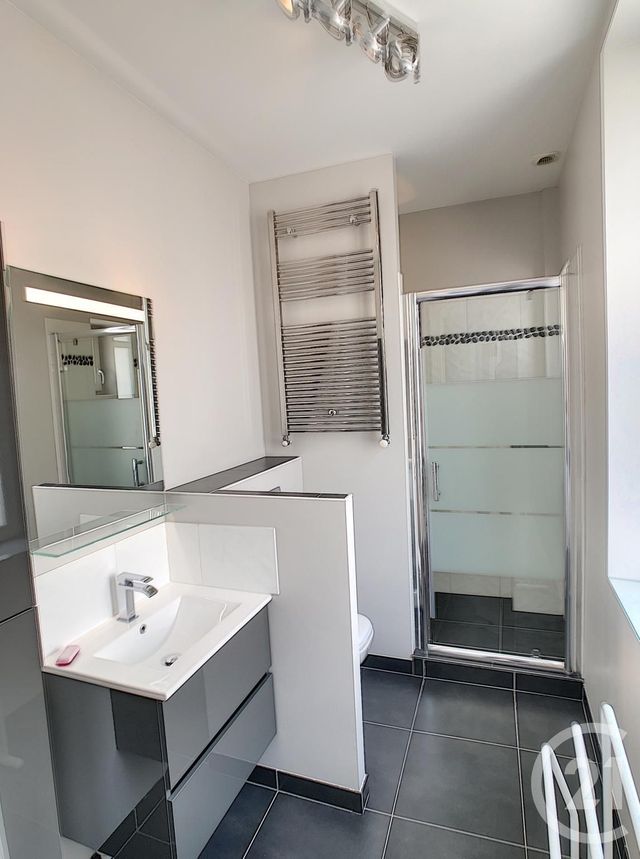 Appartement F2 à louer - 2 pièces - 57.5 m2 - NANCY - 54 - LORRAINE - Century 21 Joël Pierre Immobilier