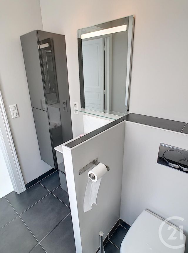 Appartement F2 à louer - 2 pièces - 57.5 m2 - NANCY - 54 - LORRAINE - Century 21 Joël Pierre Immobilier