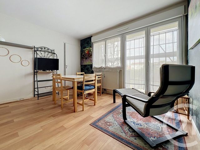 Appartement F1 à louer - 1 pièce - 29.0 m2 - VANDOEUVRE LES NANCY - 54 - LORRAINE - Century 21 Joël Pierre Immobilier