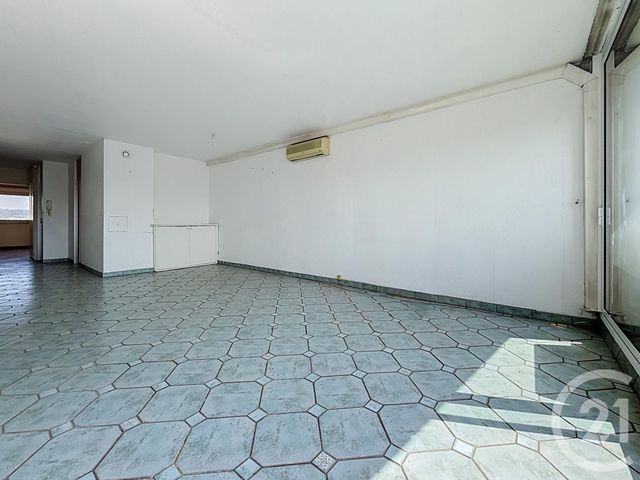Appartement F2 à vendre - 2 pièces - 68.08 m2 - NANCY - 54 - LORRAINE - Century 21 Joël Pierre Immobilier
