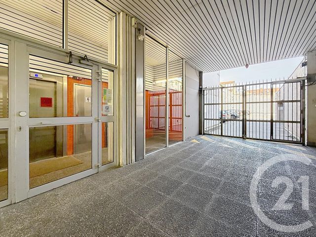 Appartement F2 à vendre - 2 pièces - 68.08 m2 - NANCY - 54 - LORRAINE - Century 21 Joël Pierre Immobilier