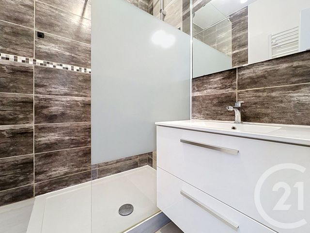 Appartement F3 à louer - 3 pièces - 53.4 m2 - VANDOEUVRE LES NANCY - 54 - LORRAINE - Century 21 Joël Pierre Immobilier