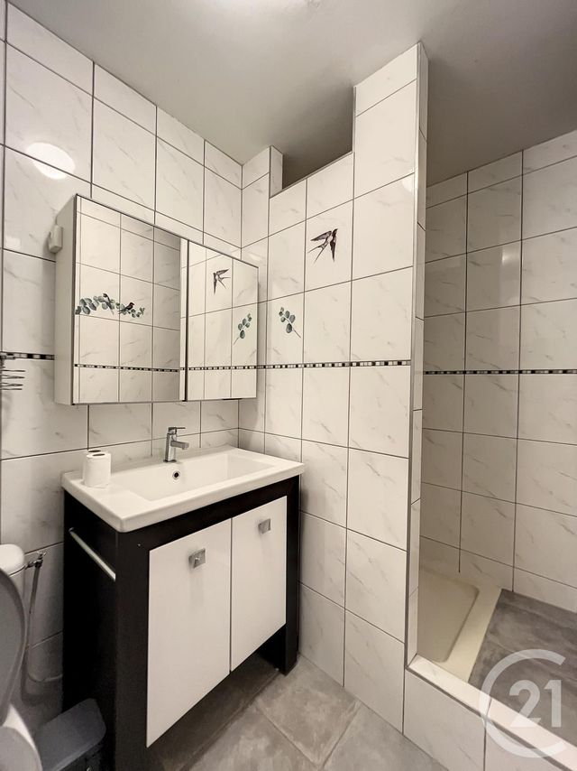 Appartement F1 à louer - 1 pièce - 23.35 m2 - NANCY - 54 - LORRAINE - Century 21 Joël Pierre Immobilier