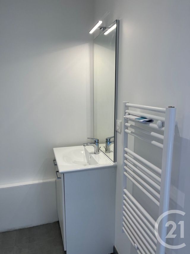 Appartement Chambre à louer - 1 pièce - 14.5 m2 - VANDOEUVRE LES NANCY - 54 - LORRAINE - Century 21 Joël Pierre Immobilier