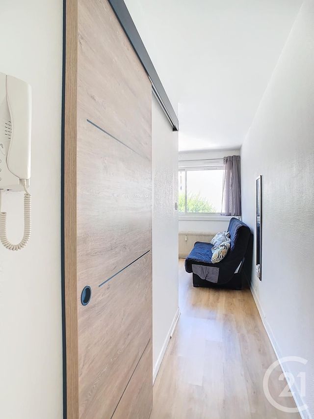 Appartement F1 à louer - 1 pièce - 23.41 m2 - NANCY - 54 - LORRAINE - Century 21 Joël Pierre Immobilier