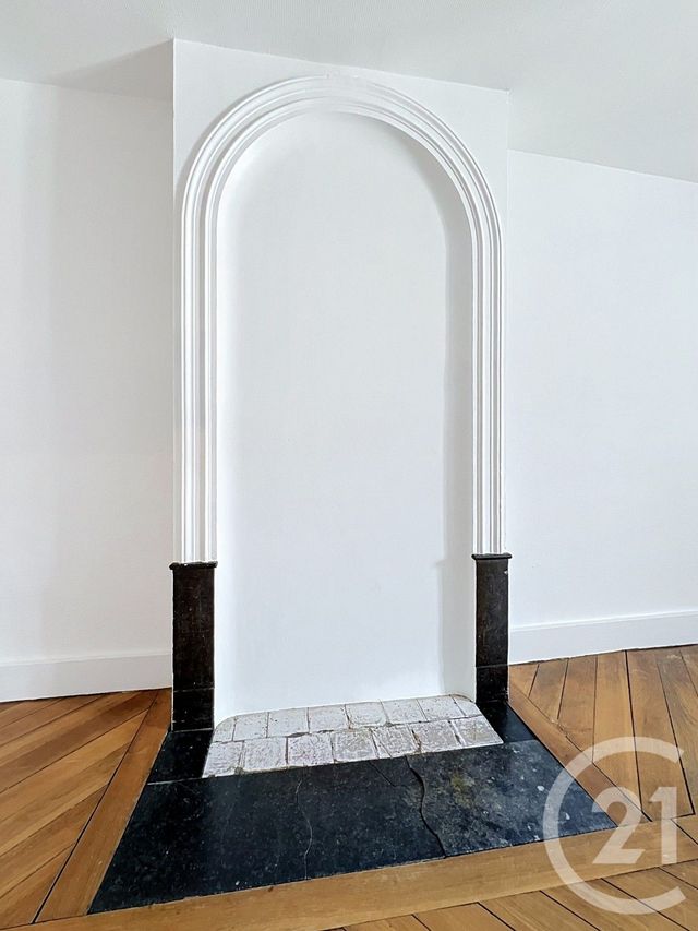 Appartement F3 à louer - 3 pièces - 83.0 m2 - NANCY - 54 - LORRAINE - Century 21 Joël Pierre Immobilier