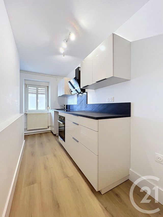 Appartement F3 à louer - 3 pièces - 83.0 m2 - NANCY - 54 - LORRAINE - Century 21 Joël Pierre Immobilier