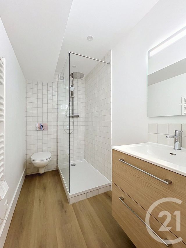 Appartement F3 à louer - 3 pièces - 83.0 m2 - NANCY - 54 - LORRAINE - Century 21 Joël Pierre Immobilier