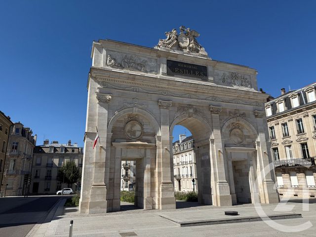 Appartement F3 à louer - 3 pièces - 61.31 m2 - NANCY - 54 - LORRAINE - Century 21 Joël Pierre Immobilier