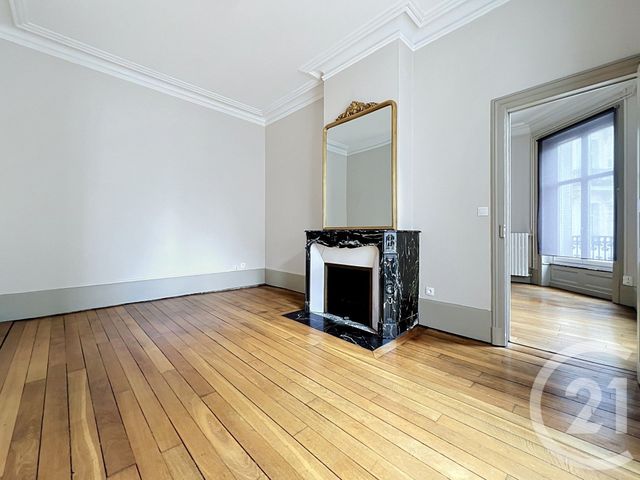 Appartement F3 à louer - 3 pièces - 61.31 m2 - NANCY - 54 - LORRAINE - Century 21 Joël Pierre Immobilier