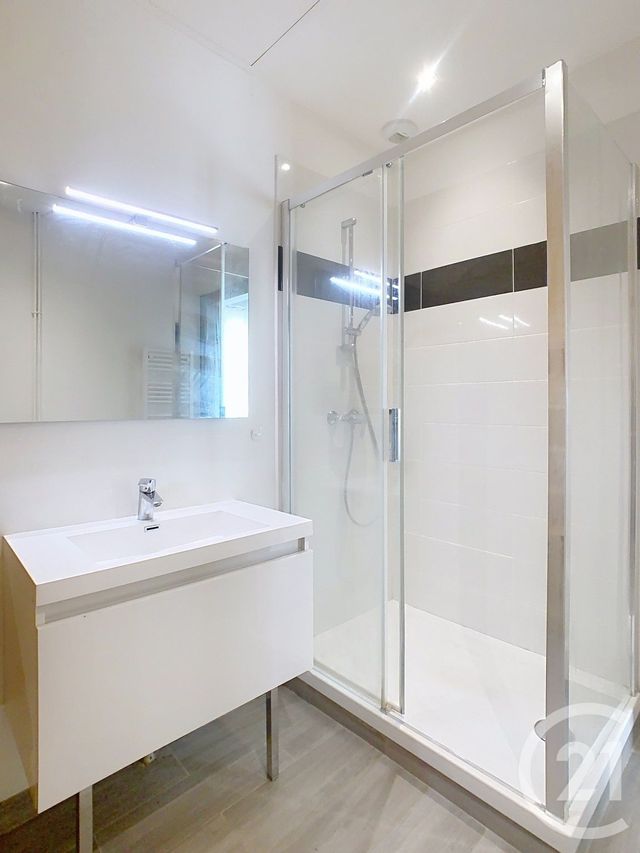 Appartement F3 à louer - 3 pièces - 61.31 m2 - NANCY - 54 - LORRAINE - Century 21 Joël Pierre Immobilier
