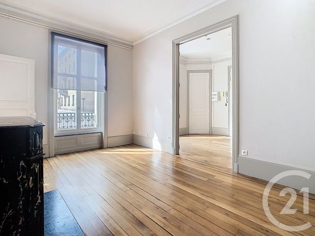 Appartement F3 à louer - 3 pièces - 61.31 m2 - NANCY - 54 - LORRAINE - Century 21 Joël Pierre Immobilier