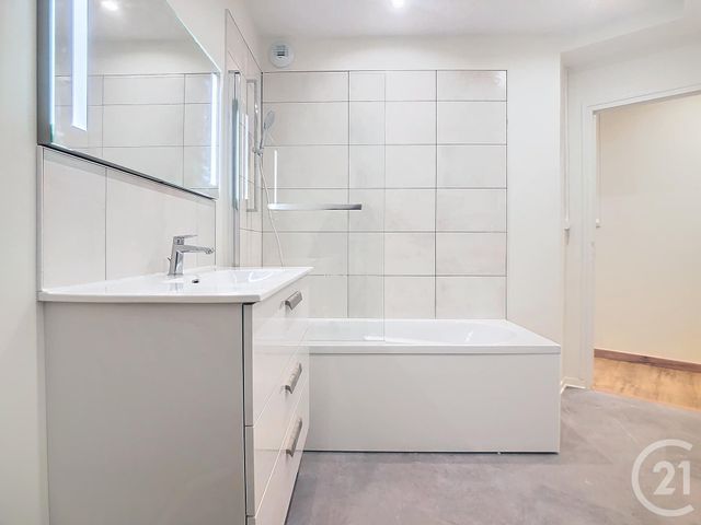 Appartement F3 à louer - 3 pièces - 94.95 m2 - NANCY - 54 - LORRAINE - Century 21 Joël Pierre Immobilier