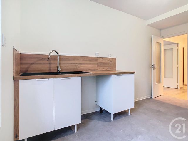 Appartement F3 à louer - 3 pièces - 94.95 m2 - NANCY - 54 - LORRAINE - Century 21 Joël Pierre Immobilier