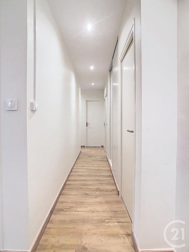 Appartement F3 à louer - 3 pièces - 94.95 m2 - NANCY - 54 - LORRAINE - Century 21 Joël Pierre Immobilier