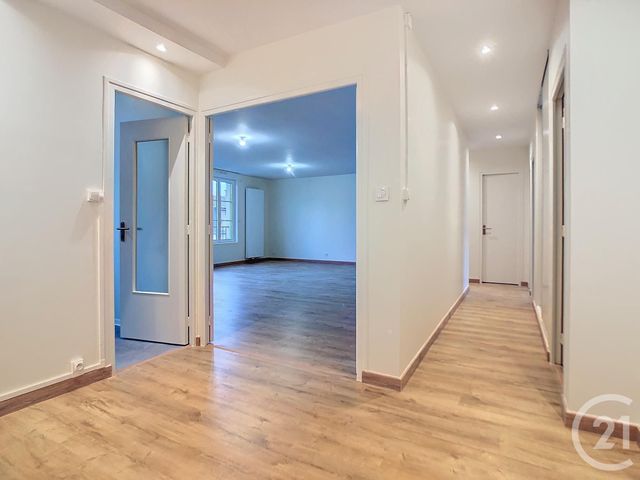 Appartement F3 à louer - 3 pièces - 94.95 m2 - NANCY - 54 - LORRAINE - Century 21 Joël Pierre Immobilier