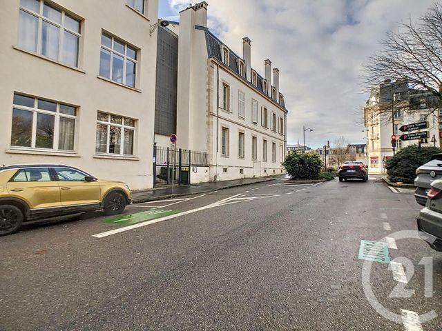 Appartement F3 à louer - 3 pièces - 94.95 m2 - NANCY - 54 - LORRAINE - Century 21 Joël Pierre Immobilier