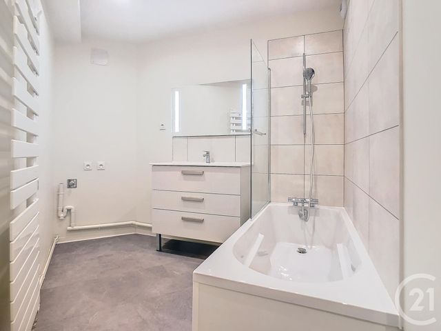 Appartement F3 à louer - 3 pièces - 94.95 m2 - NANCY - 54 - LORRAINE - Century 21 Joël Pierre Immobilier