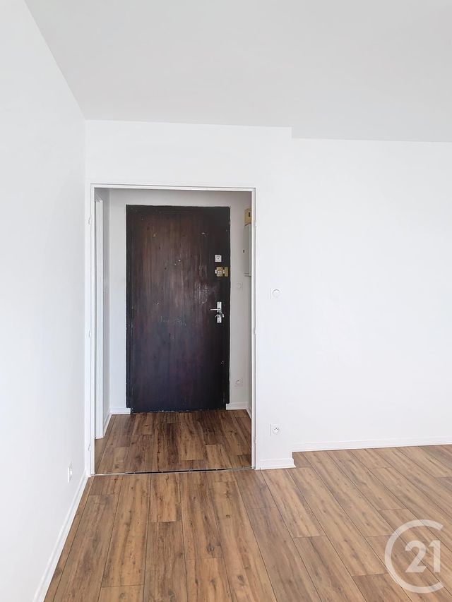 Appartement F1 à louer - 1 pièce - 28.12 m2 - NANCY - 54 - LORRAINE - Century 21 Joël Pierre Immobilier
