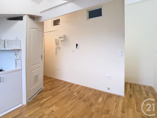 Appartement Studio à louer - 1 pièce - 12.1 m2 - NANCY - 54 - LORRAINE - Century 21 Joël Pierre Immobilier