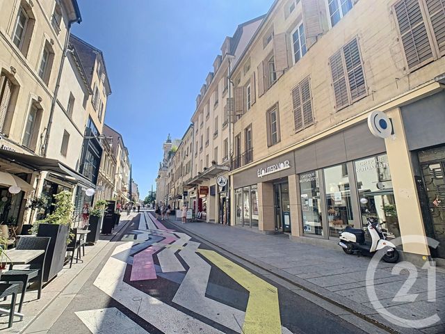 Appartement F3 à louer - 3 pièces - 71.55 m2 - NANCY - 54 - LORRAINE - Century 21 Joël Pierre Immobilier