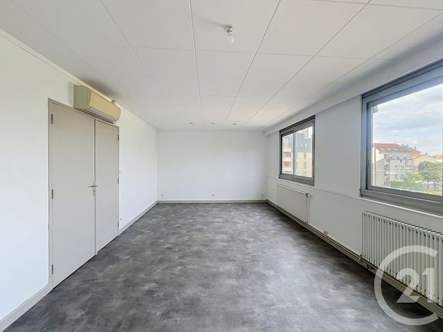 Appartement F5 à vendre - 6 pièces - 103.25 m2 - VANDOEUVRE LES NANCY - 54 - LORRAINE - Century 21 Joël Pierre Immobilier