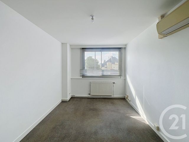 Appartement F5 à vendre - 6 pièces - 103.25 m2 - VANDOEUVRE LES NANCY - 54 - LORRAINE - Century 21 Joël Pierre Immobilier