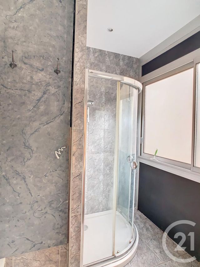 Appartement F2 à louer - 2 pièces - 65.91 m2 - NANCY - 54 - LORRAINE - Century 21 Joël Pierre Immobilier