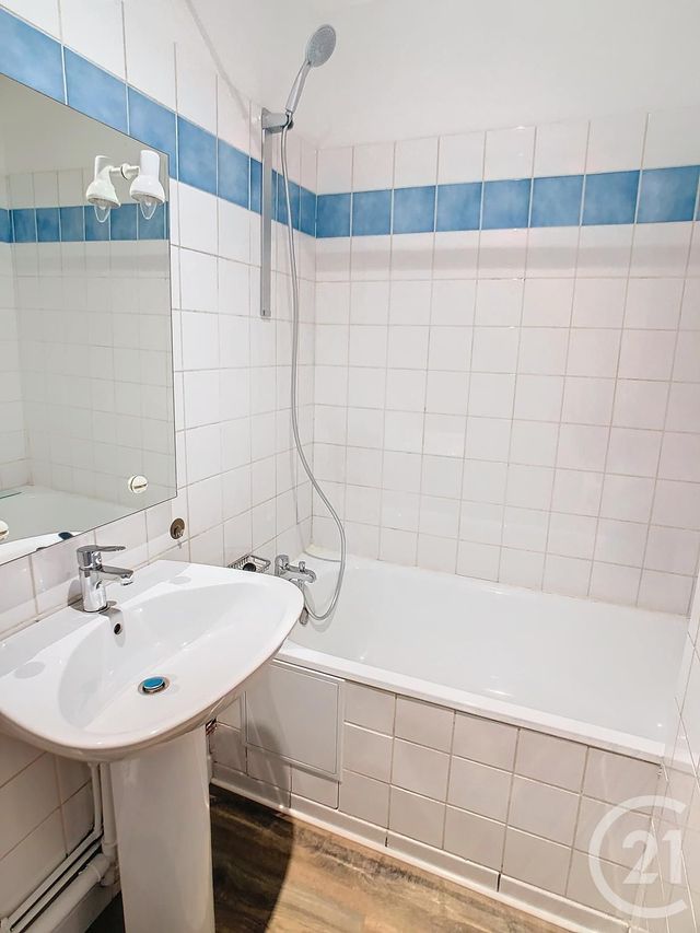 Appartement F2 à louer - 2 pièces - 27.6 m2 - MAXEVILLE - 54 - LORRAINE - Century 21 Joël Pierre Immobilier