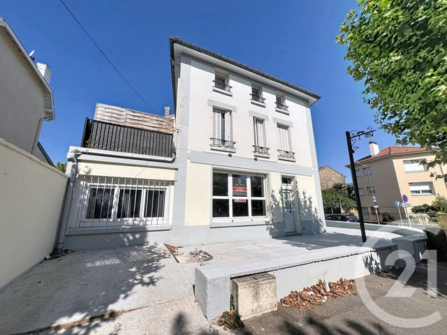 Appartement à louer - 2 pièces - 120.0 m2 - JARVILLE LA MALGRANGE - 54 - LORRAINE - Century 21 Joël Pierre Immobilier