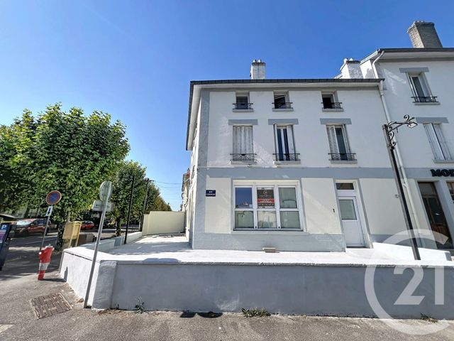 Appartement à louer - 2 pièces - 120.0 m2 - JARVILLE LA MALGRANGE - 54 - LORRAINE - Century 21 Joël Pierre Immobilier