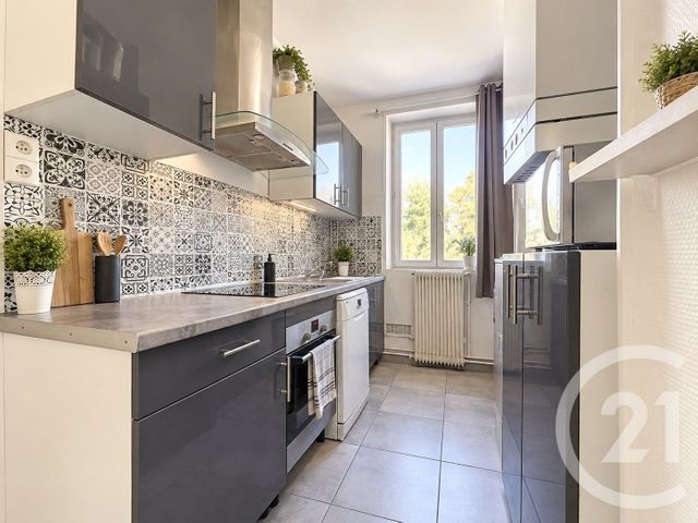 Appartement F3 à vendre - 3 pièces - 69.24 m2 - CHAMPIGNEULLES - 54 - LORRAINE - Century 21 Joël Pierre Immobilier