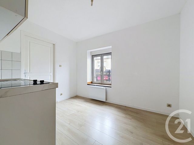 Appartement F1 à louer - 1 pièce - 31.0 m2 - NANCY - 54 - LORRAINE - Century 21 Joël Pierre Immobilier